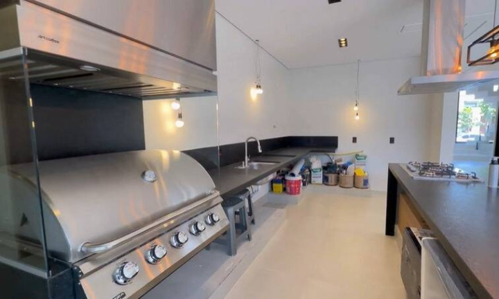 Imagem Casa com 3 Quartos à Venda, 302 m² em Swiss - Campinas Imagem Casa com 3 Quartos à Venda, 302 m² em Swiss - Campinas