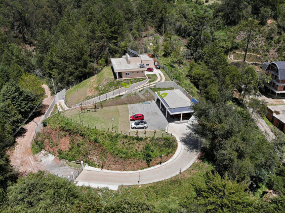 Imagem Casa com 2 Quartos à Venda, 80 m² em Vila Inglesa - Campos Do Jordão Imagem Casa com 2 Quartos à Venda, 80 m² em Vila Inglesa - Campos Do Jordão