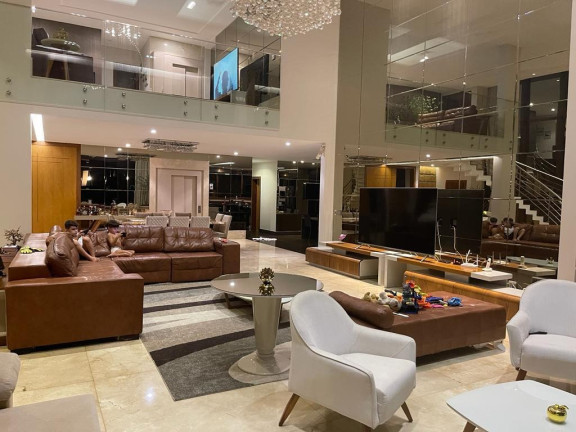 Imagem Imóvel com 4 Quartos à Venda, 2.000 m² em Park Way - Brasília Imagem Imóvel com 4 Quartos à Venda, 2.000 m² em Park Way - Brasília