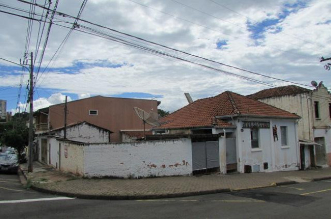 Imagem Imóvel com 3 Quartos à Venda, 234 m² em Centro - Piracicaba