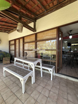 Imagem Casa com 2 Quartos à Venda, 93 m² em Centro - Porto Seguro Imagem Casa com 2 Quartos à Venda, 93 m² em Centro - Porto Seguro