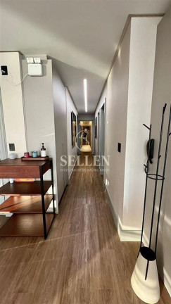 Imagem Apartamento com 3 Quartos à Venda, 183 m² em Centro - Balneário Camboriú Imagem Apartamento com 3 Quartos à Venda, 183 m² em Centro - Balneário Camboriú