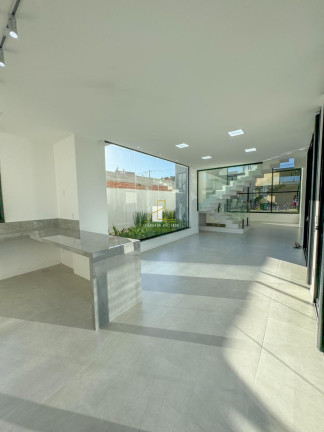 Imagem Casa com 5 Quartos à Venda, 595 m² em Interlagos - Vila Velha