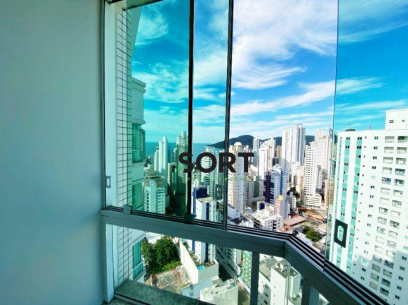 Imagem Cobertura com 3 Quartos à Venda, 258 m² em Centro - Balneário Camboriú