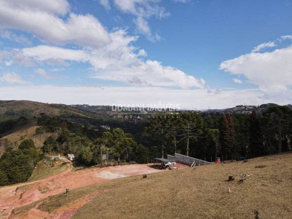 Imagem Casa com 4 Quartos à Venda, 220 m² em Região De Descansópolis - Campos Do Jordão Imagem Casa com 4 Quartos à Venda, 220 m² em Região De Descansópolis - Campos Do Jordão