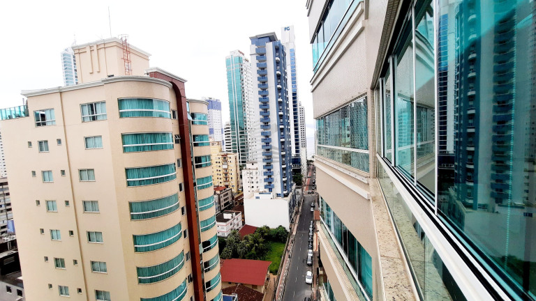 Imagem Apartamento com 3 Quartos à Venda, 256 m² em Centro - Balneário Camboriú Imagem Apartamento com 3 Quartos à Venda, 256 m² em Centro - Balneário Camboriú