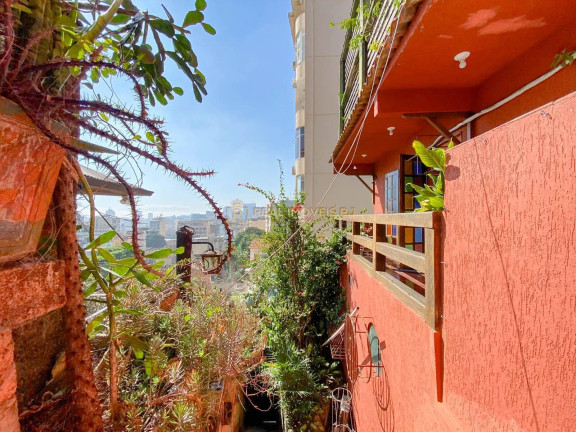 Imagem Casa com 2 Quartos à Venda, 200 m² em Santa Teresa - Rio De Janeiro Imagem Casa com 2 Quartos à Venda, 200 m² em Santa Teresa - Rio De Janeiro
