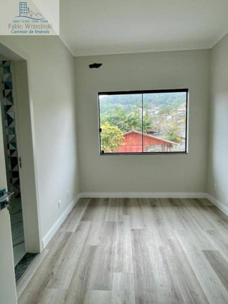 Imagem Casa com 3 Quartos à Venda, 116 m² em Bom Retiro - Joinville Imagem Casa com 3 Quartos à Venda, 116 m² em Bom Retiro - Joinville