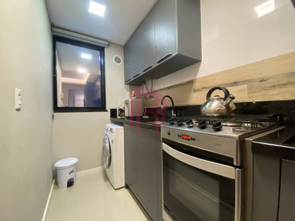 Imagem Apartamento com 2 Quartos à Venda, 60 m² em Praia Dos Amores - Balneário Camboriú Imagem Apartamento com 2 Quartos à Venda, 60 m² em Praia Dos Amores - Balneário Camboriú