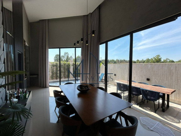 Imagem Casa com 3 Quartos à Venda, 304 m² em Terras Alpha Residencial 2 - Senador Canedo Imagem Casa com 3 Quartos à Venda, 304 m² em Terras Alpha Residencial 2 - Senador Canedo