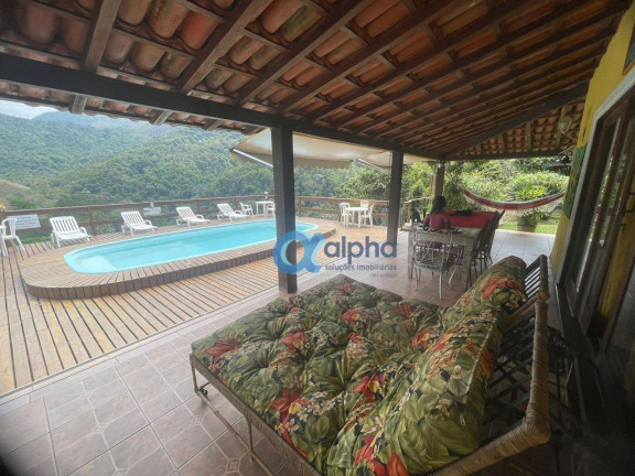 Imagem Casa com 9 Quartos à Venda, 300 m² em Itaipava - Petrópolis Imagem Casa com 9 Quartos à Venda, 300 m² em Itaipava - Petrópolis
