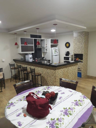 Imagem Sobrado com 4 Quartos à Venda,  em Ribeirão Preto