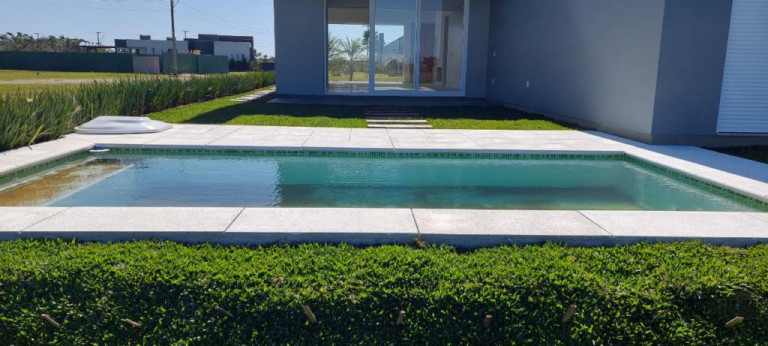 Imagem Casa com 3 Quartos à Venda, 194 m² em Centro - Torres Imagem Casa com 3 Quartos à Venda, 194 m² em Centro - Torres