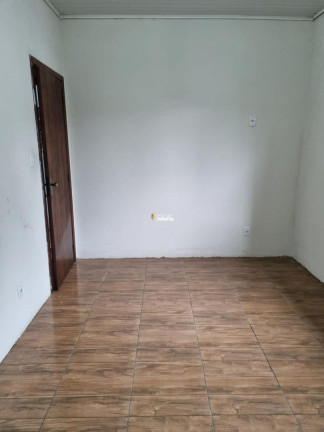 Imagem Casa com 3 Quartos à Venda, 120 m² em Restinga - Porto Alegre Imagem Casa com 3 Quartos à Venda, 120 m² em Restinga - Porto Alegre