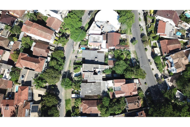 Imagem Terreno à Venda, 532 m² em Petrópolis - Porto Alegre
