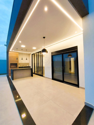 Imagem Sobrado com 4 Quartos à Venda, 304 m² em Residencial Lago Azul - Engenheiro Coelho Imagem Sobrado com 4 Quartos à Venda, 304 m² em Residencial Lago Azul - Engenheiro Coelho