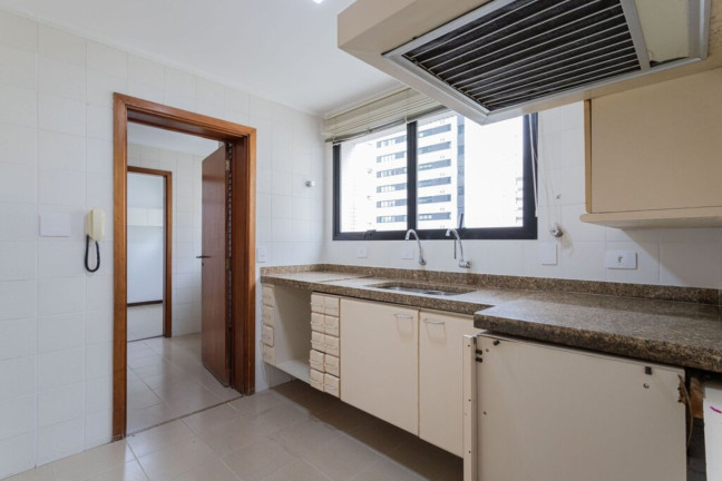 Imagem Apartamento com 3 Quartos à Venda, 184 m² em Aclimação - São Paulo