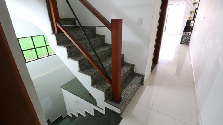 Imagem Casa com 3 Quartos à Venda, 225 m² em Vila Santa Terezinha (zona Norte) - São Paulo Imagem Casa com 3 Quartos à Venda, 225 m² em Vila Santa Terezinha (zona Norte) - São Paulo