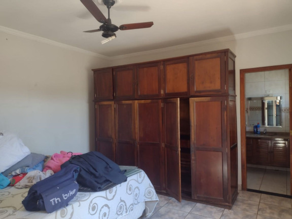Imagem Imóvel com 3 Quartos à Venda, 190 m² em Jardim Nova Suíça - Piracicaba Imagem Imóvel com 3 Quartos à Venda, 190 m² em Jardim Nova Suíça - Piracicaba