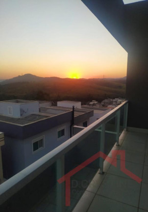 Imagem Casa com 3 Quartos à Venda, 215 m² em Portais (polvilho) - Cajamar Imagem Casa com 3 Quartos à Venda, 215 m² em Portais (polvilho) - Cajamar
