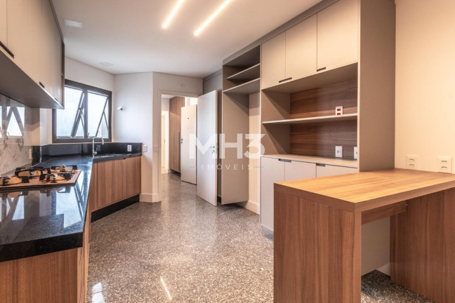 Imagem Cobertura com 4 Quartos à Venda, 244 m² em Centro - Campinas Imagem Cobertura com 4 Quartos à Venda, 244 m² em Centro - Campinas