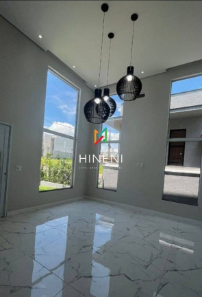 Imagem Casa com 3 Quartos à Venda, em Atibaia Imagem Casa com 3 Quartos à Venda, em Atibaia