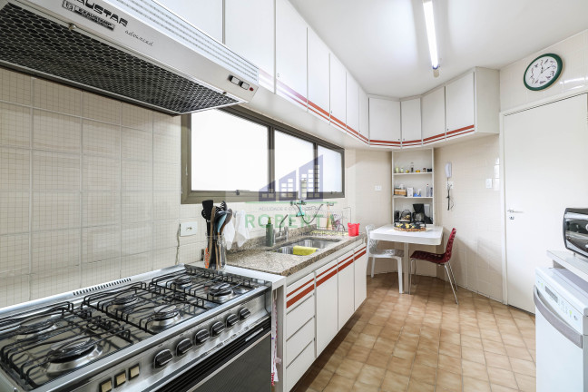 Imagem Apartamento com 4 Quartos à Venda, 173 m² em Itaim Bibi - São Paulo Imagem Apartamento com 4 Quartos à Venda, 173 m² em Itaim Bibi - São Paulo