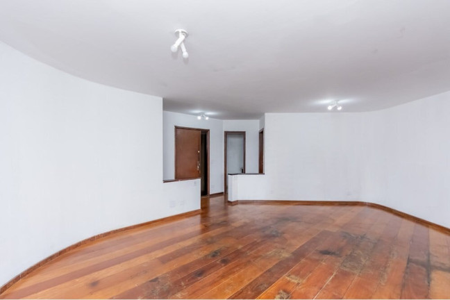 Imagem Imóvel com 4 Quartos à Venda, 209 m² em Campo Belo - São Paulo Imagem Imóvel com 4 Quartos à Venda, 209 m² em Campo Belo - São Paulo