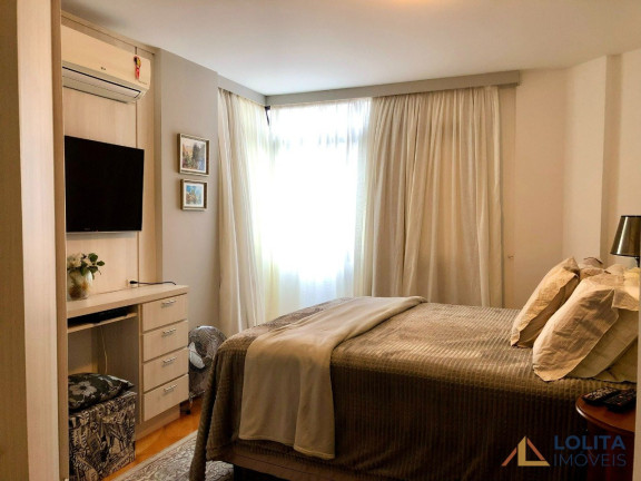 Imagem Apartamento com 3 Quartos à Venda, 156 m² em Centro - Florianopolis