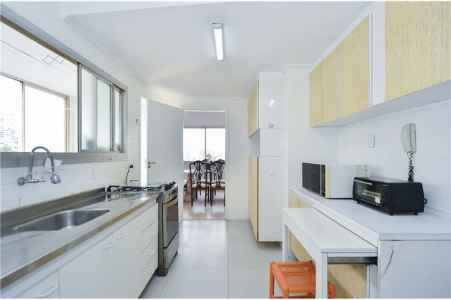 Imagem Imóvel com 4 Quartos à Venda,  em Morumbi - São Paulo