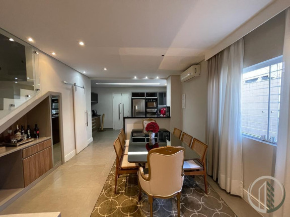 Imagem Casa com 3 Quartos à Venda, 252 m² em Marapé - Santos