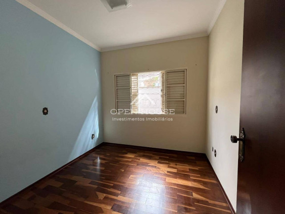 Imagem Casa com 5 Quartos para Alugar, 372 m² em Vila Maria - Botucatu