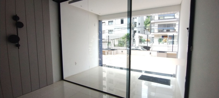 Imagem Apartamento com 2 Quartos à Venda, 105 m² em Centro - Florianópolis Imagem Apartamento com 2 Quartos à Venda, 105 m² em Centro - Florianópolis
