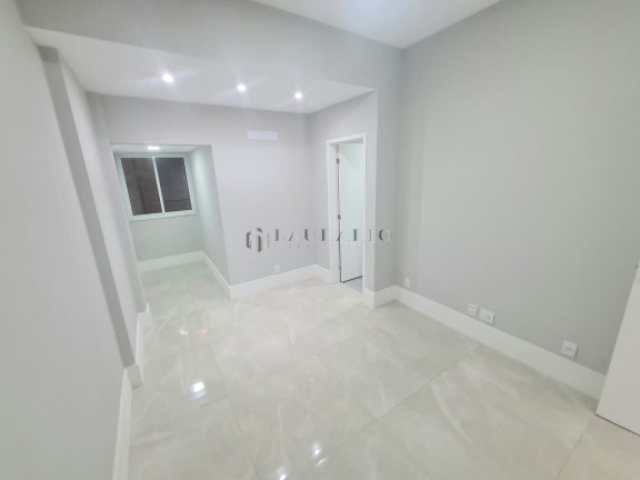Imagem Apartamento com 3 Quartos à Venda, 100 m² em Copacabana - Rio De Janeiro Imagem Apartamento com 3 Quartos à Venda, 100 m² em Copacabana - Rio De Janeiro