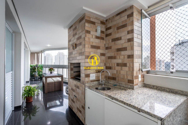 Imagem Apartamento com 3 Quartos à Venda, 185 m² em Vila Sofia - São Paulo