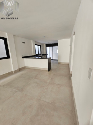 Imagem Casa com 6 Quartos à Venda, 380 m² em Barra Da Tijuca - Rio De Janeiro Imagem Casa com 6 Quartos à Venda, 380 m² em Barra Da Tijuca - Rio De Janeiro