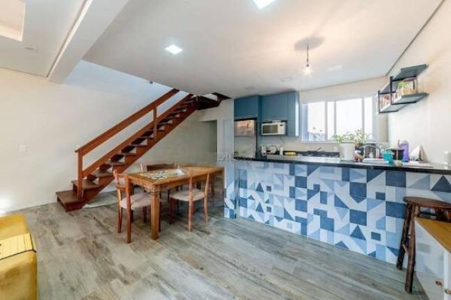 Imagem Casa com 3 Quartos à Venda, 137 m² em Chácara Das Pedras - Porto Alegre