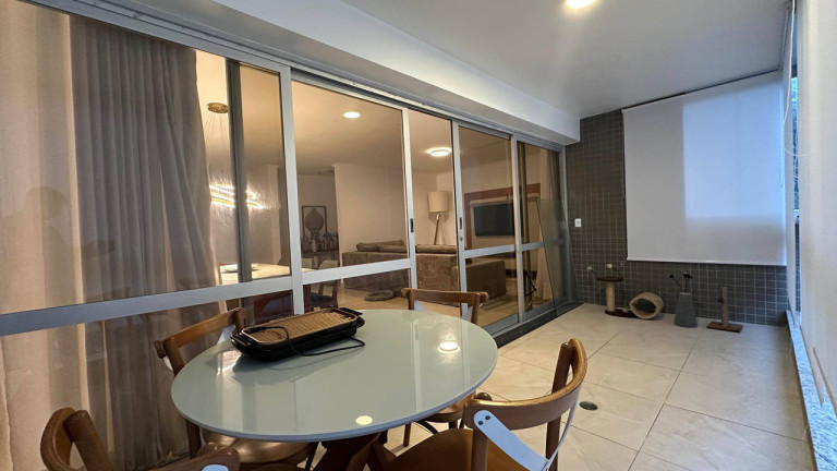 Imagem Apartamento com 3 Quartos à Venda, 174 m² em Pitangueiras - Guarujá Imagem Apartamento com 3 Quartos à Venda, 174 m² em Pitangueiras - Guarujá