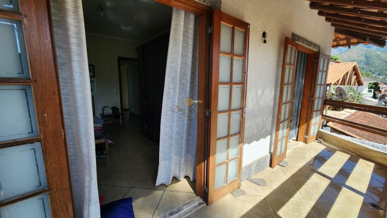 Imagem Casa com 4 Quartos à Venda, 152 m² em Fazendinha - Teresópolis Imagem Casa com 4 Quartos à Venda, 152 m² em Fazendinha - Teresópolis