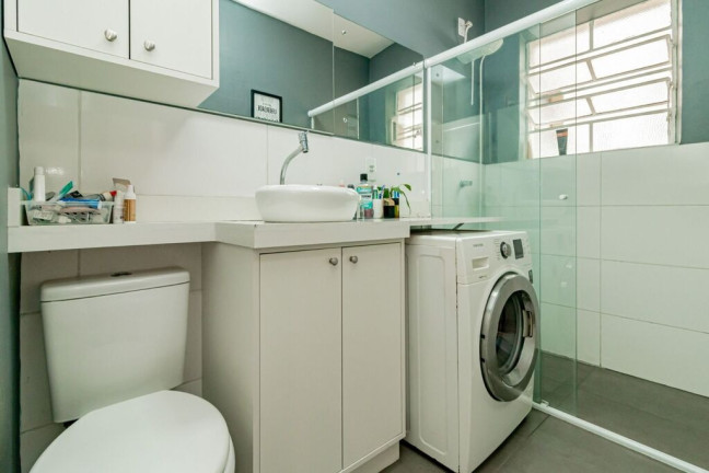 Imagem Apartamento com 1 Quarto à Venda, 42 m² em Centro Histórico - Porto Alegre Imagem Apartamento com 1 Quarto à Venda, 42 m² em Centro Histórico - Porto Alegre