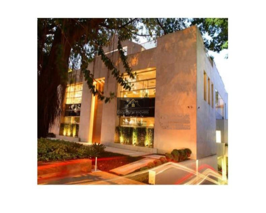 Imóvel à Venda, 1.700 m² em Jardim América - São Paulo