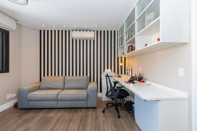 Imagem Apartamento com 3 Quartos à Venda, 190 m² em Moema - São Paulo