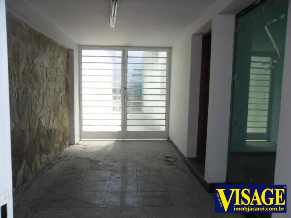Imagem Casa com 3 Quartos à Venda, em Centro - Jacareí Imagem Casa com 3 Quartos à Venda, em Centro - Jacareí
