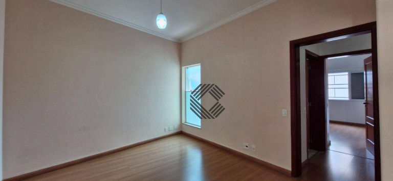 Imagem Casa com 2 Quartos para Alugar, 220 m² em Jardim Embaixador - Sorocaba Imagem Casa com 2 Quartos para Alugar, 220 m² em Jardim Embaixador - Sorocaba