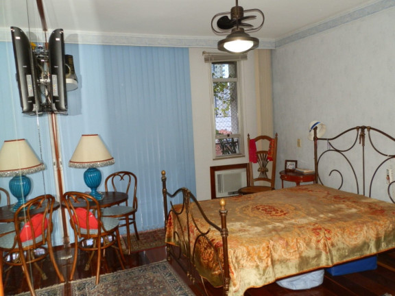 Imagem Apartamento com 2 Quartos à Venda, 250 m² em Icaraí - Niterói Imagem Apartamento com 2 Quartos à Venda, 250 m² em Icaraí - Niterói