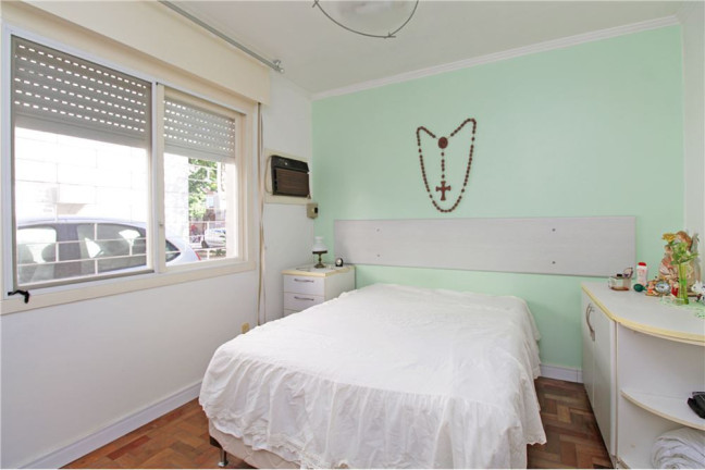 Imagem Imóvel com 1 Quarto à Venda, em Vila Ipiranga - Porto Alegre Imagem Imóvel com 1 Quarto à Venda, em Vila Ipiranga - Porto Alegre