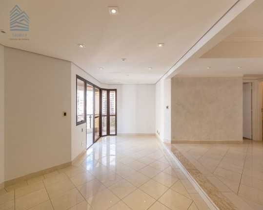 Imagem Imóvel com 4 Quartos à Venda, 156 m² em Moema - São Paulo Imagem Imóvel com 4 Quartos à Venda, 156 m² em Moema - São Paulo