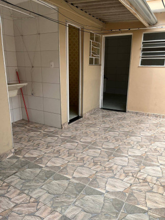Imagem Casa com 1 Quarto para Alugar,  em Taboão - Diadema