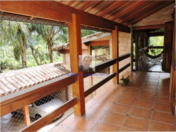 Imagem Casa com 5 Quartos à Venda, 1.123 m² em Chácara Vale Do Rio Cotia - Carapicuíba Imagem Casa com 5 Quartos à Venda, 1.123 m² em Chácara Vale Do Rio Cotia - Carapicuíba