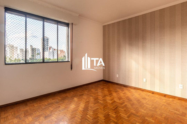 Imagem Imóvel com 3 Quartos à Venda, 127 m² em Cambuí - Campinas Imagem Imóvel com 3 Quartos à Venda, 127 m² em Cambuí - Campinas